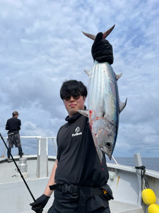 釣果情報-三重県第二テンヤ丸にてキャスティングの釣果カツオ